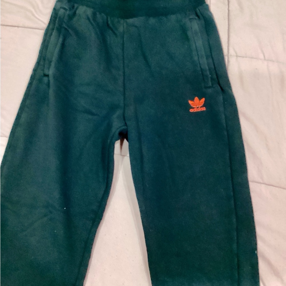 ADIDAS SWEATPANTS